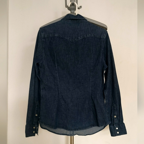 Levis Tailored Western Shirt - Picture 12 of 15